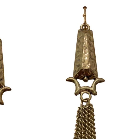 Erica Lyons gold tone tassel earrings.  NWT - Picture 3 of 5